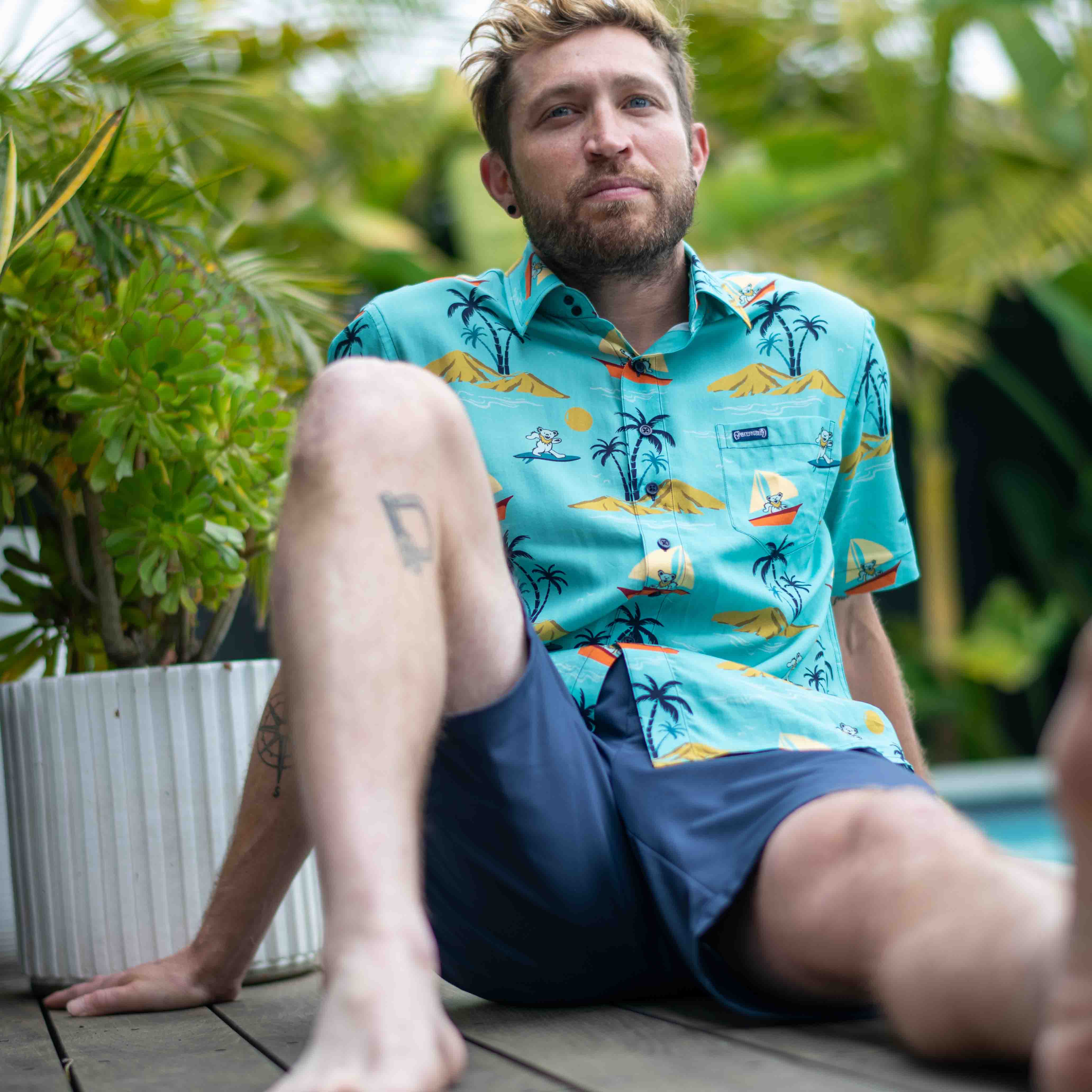 Grateful Dead Sailboats & Bears Relaxed Short Sleeve Button Down - Section 119