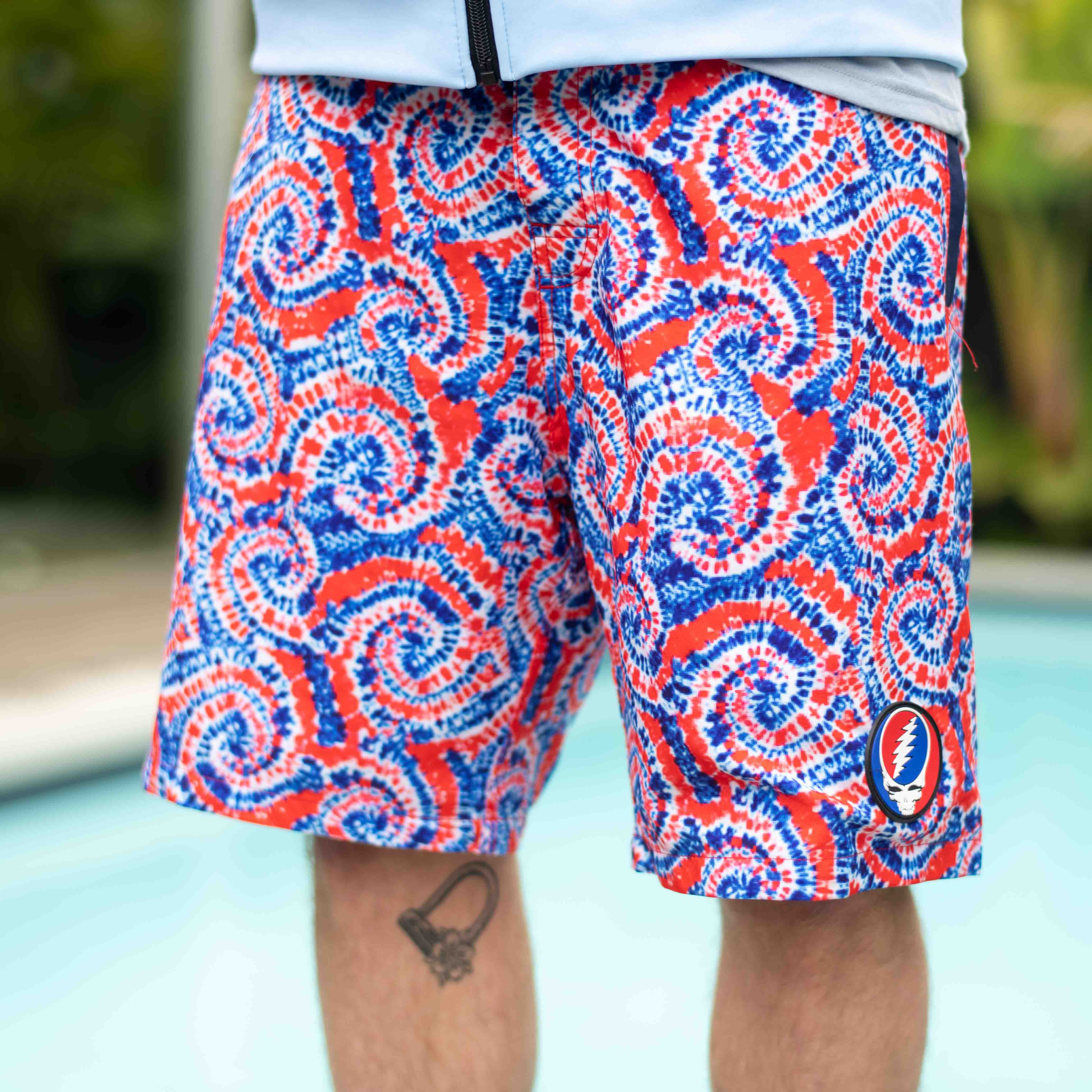 Grateful Dead Hybrid Board Shorts Tie Dye Steal Your Face - Section 119