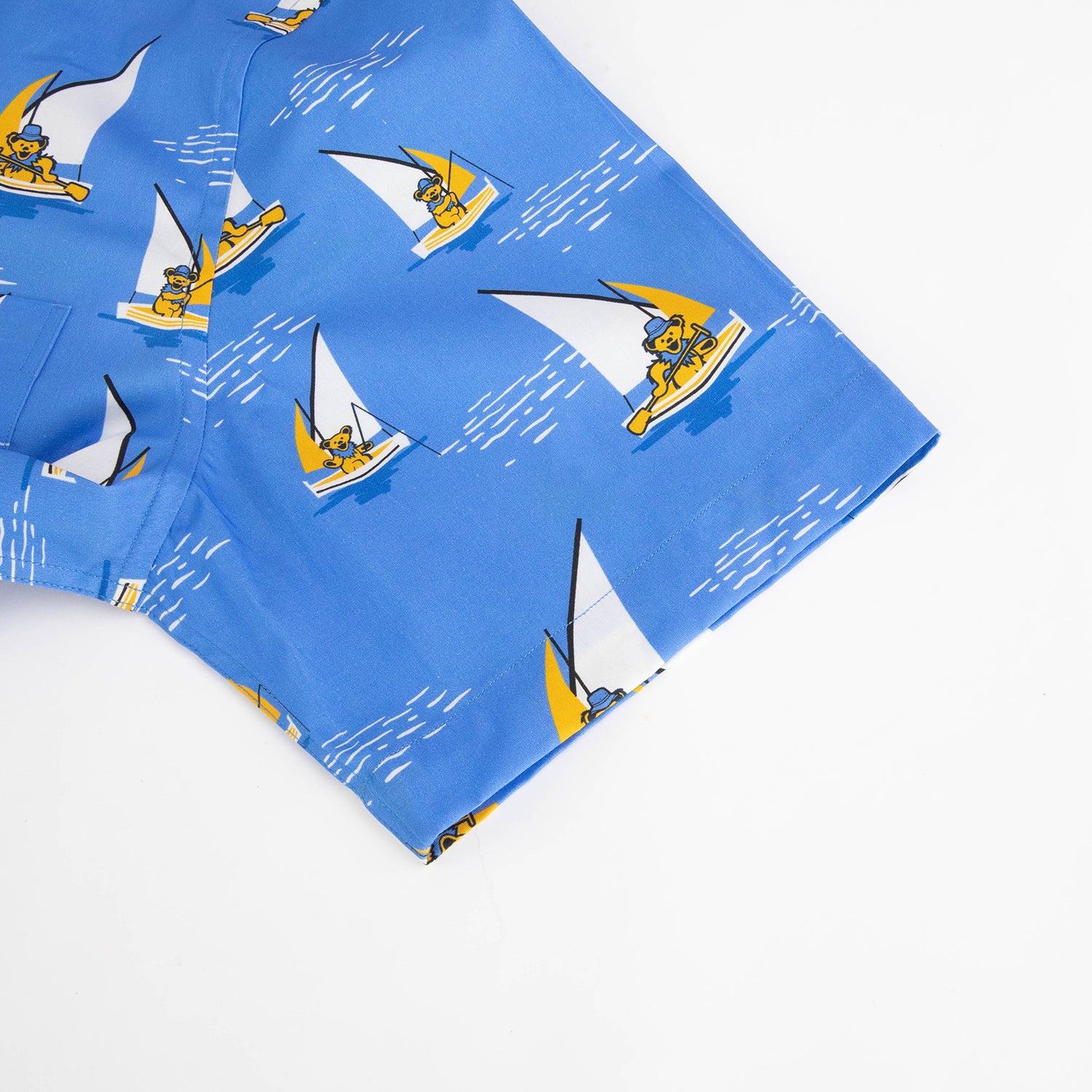 Grateful Dead | Classic Button Down | Bear in Sail Boat All Over Blue - Section 119